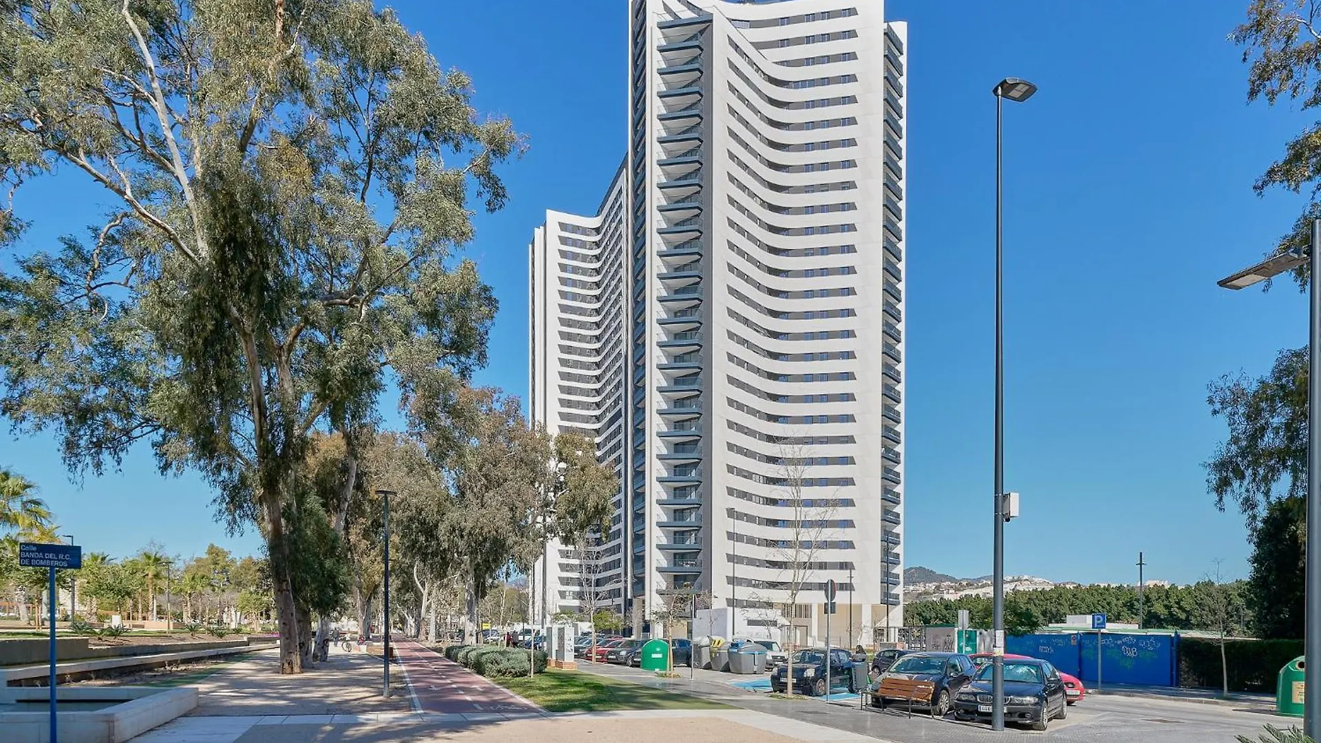 Malaga Skyline By Lovely Rentals Apartment
